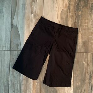 Black Bermuda Lululemon Shorts SZ 4